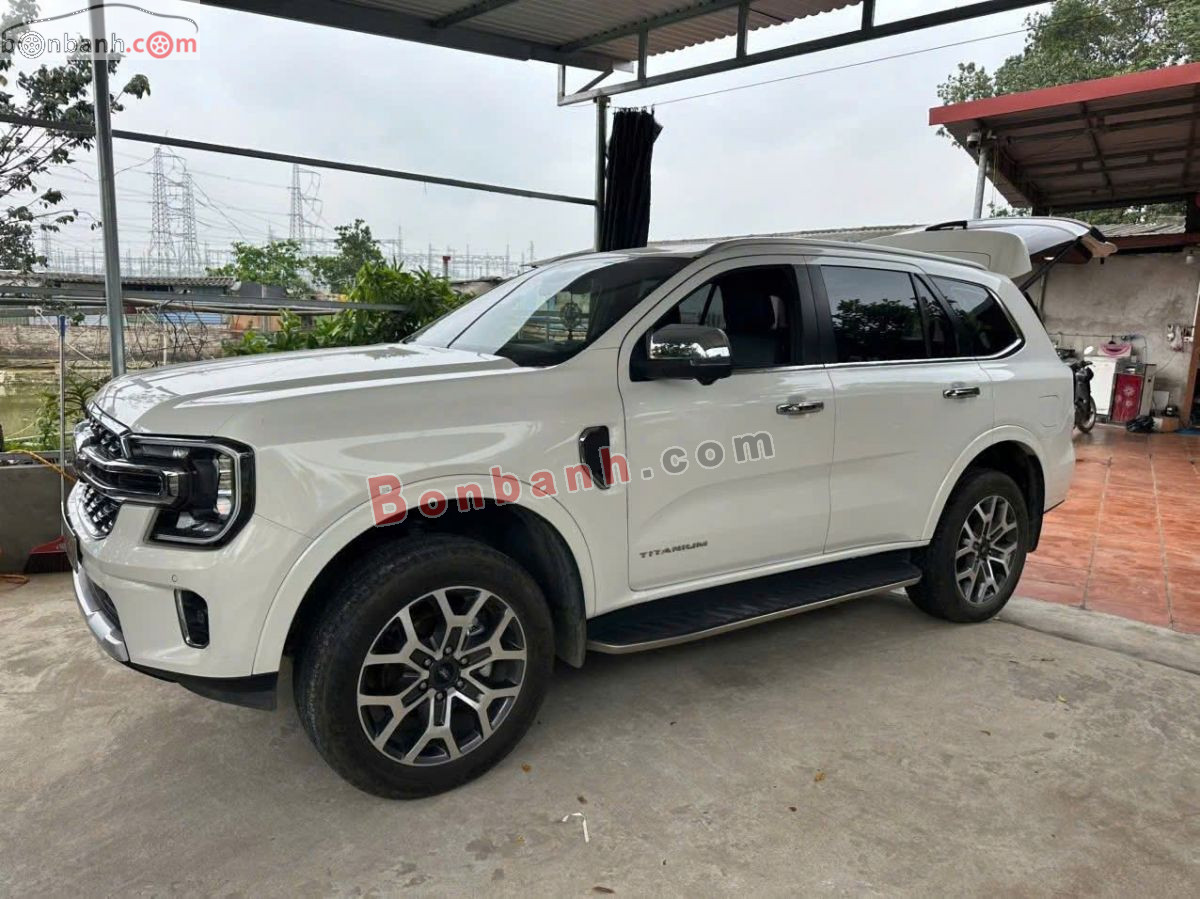 Bán ô tô Ford Everest Titanium 2.0L 4x2 AT - 2024 - xe cũ