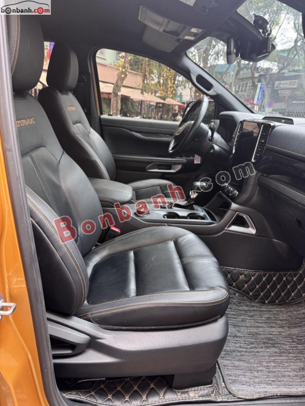 Bán ô tô Ford Ranger Wildtrak 2.0L 4x4 AT - 2024 - xe cũ