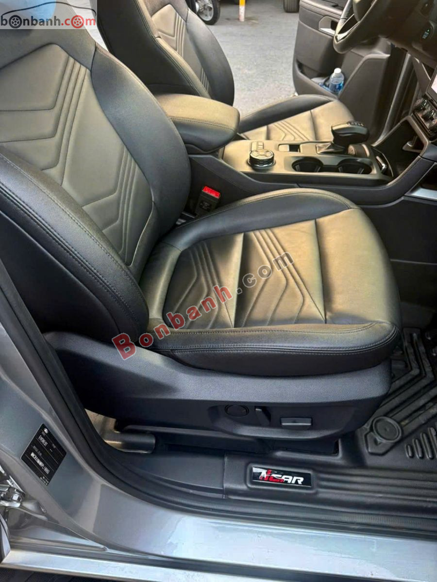Bán ô tô Ford Everest Titanium Plus 2.0L 4x4 AT - 2023 - xe cũ