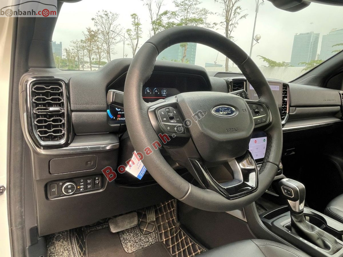 Bán ô tô Ford Everest Titanium 2.0L 4x2 AT - 2023 - xe cũ