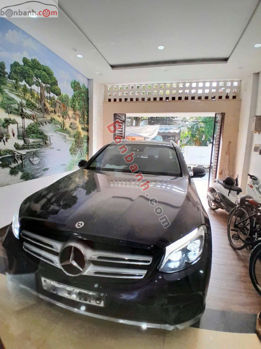 Bán ô tô Mercedes Benz GLC 300 4Matic - 2018 - xe cũ