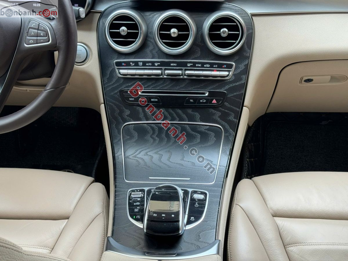 Bán ô tô Mercedes Benz GLC 300 4Matic - 2018 - xe cũ
