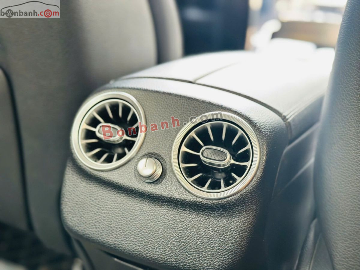 Bán ô tô Mercedes Benz C class C180 - 2020 - xe cũ