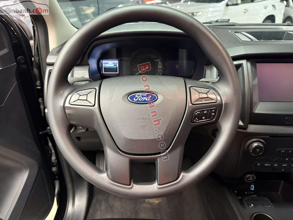 Bán ô tô Ford Everest Ambiente 2.0 4x2 AT - 2019 - xe cũ