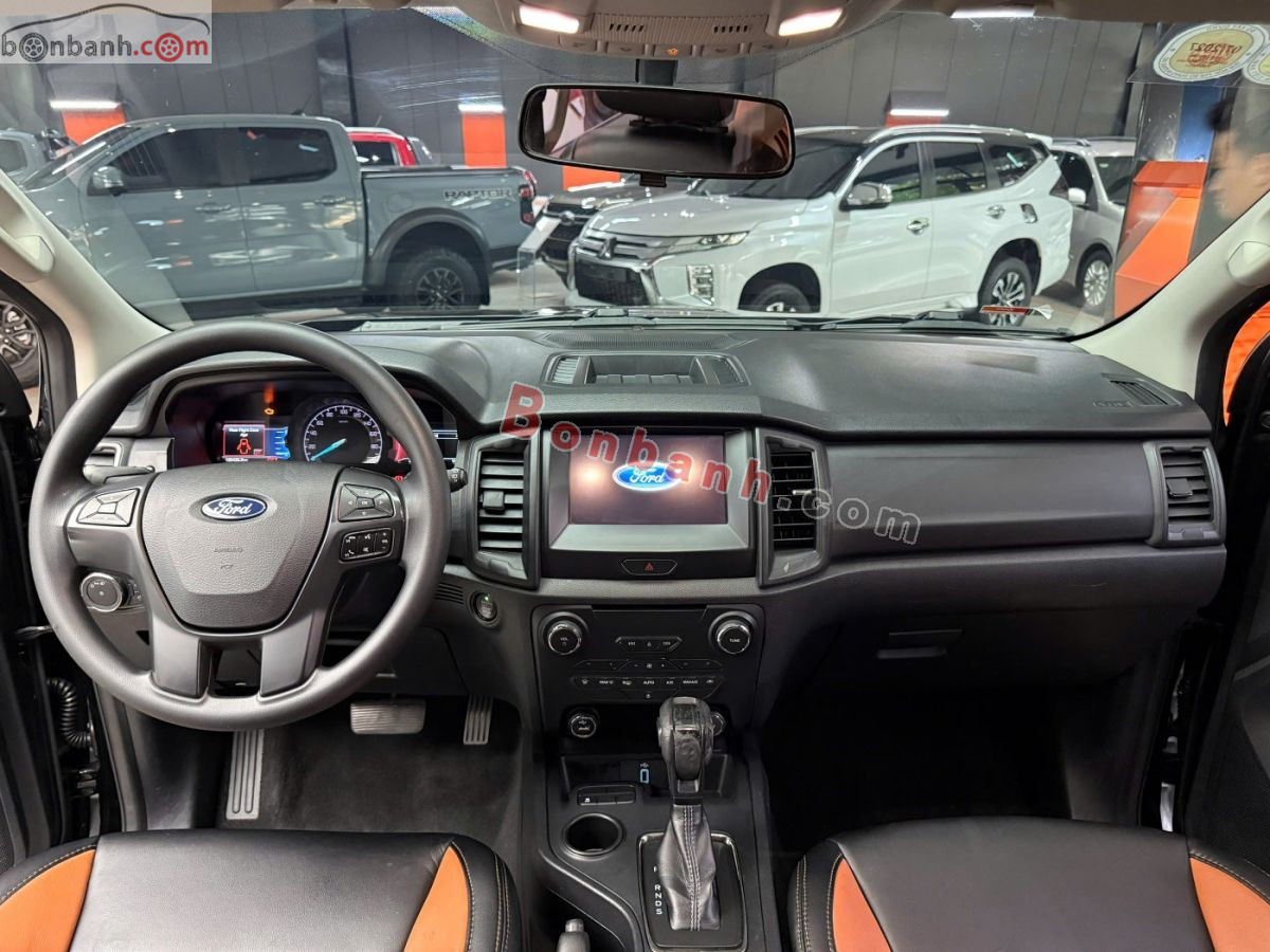 Bán ô tô Ford Everest Ambiente 2.0 4x2 AT - 2019 - xe cũ