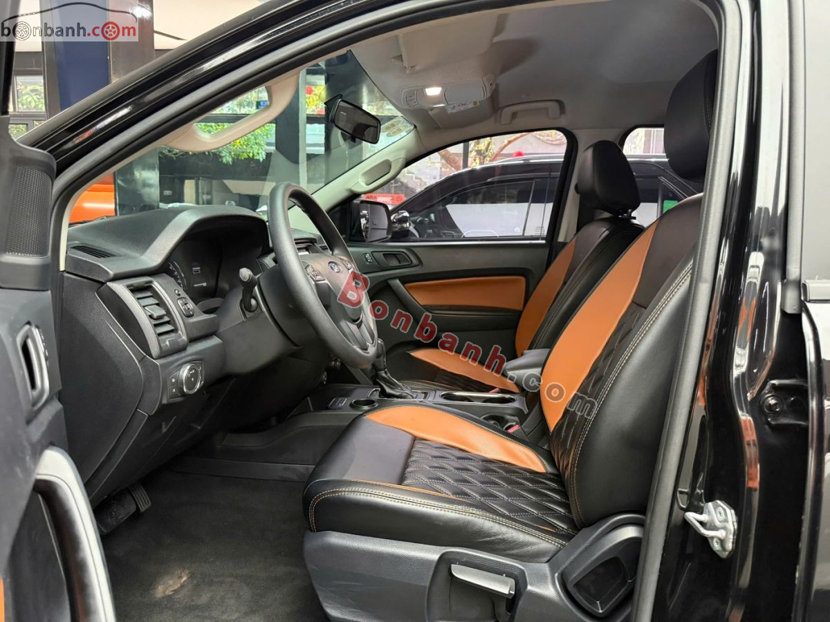 Bán ô tô Ford Everest Ambiente 2.0 4x2 AT - 2019 - xe cũ