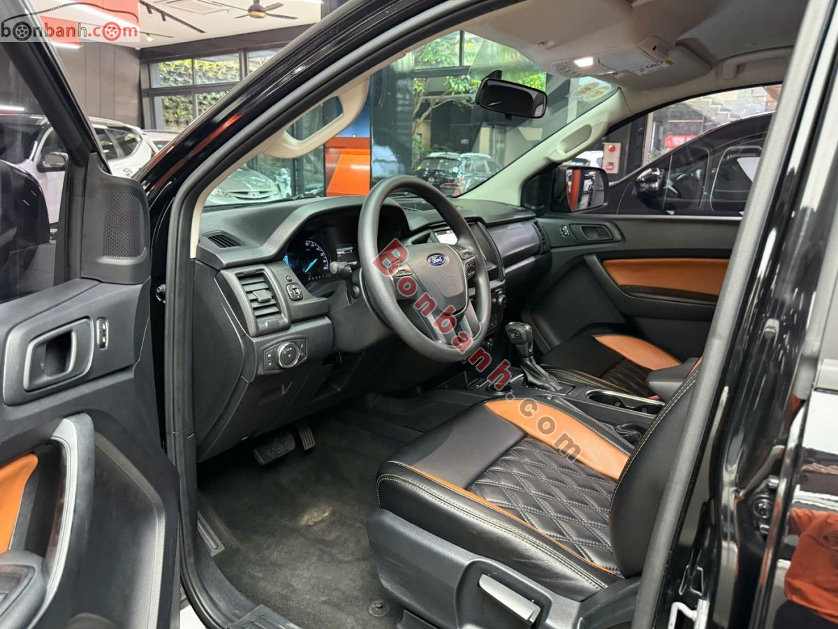 Bán ô tô Ford Everest Ambiente 2.0 4x2 AT - 2019 - xe cũ