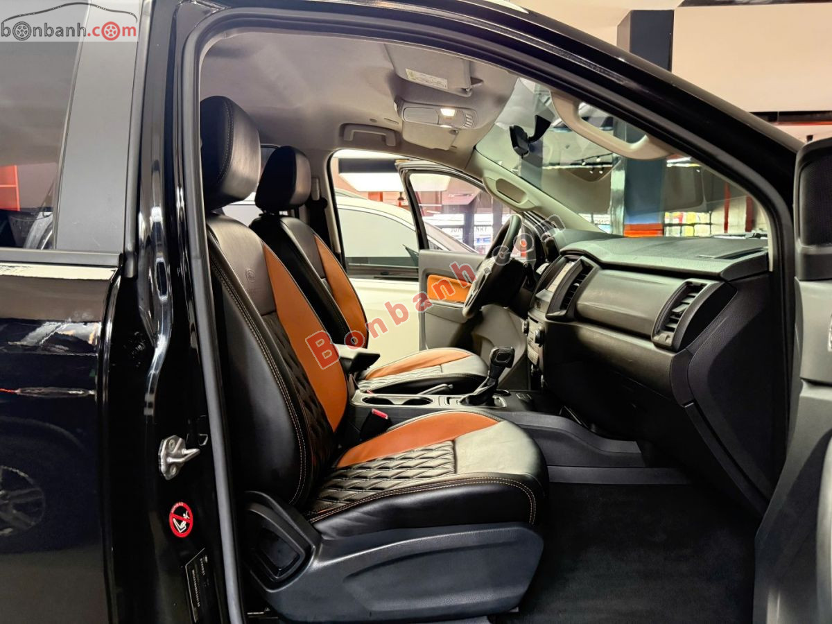 Bán ô tô Ford Everest Ambiente 2.0 4x2 AT - 2019 - xe cũ