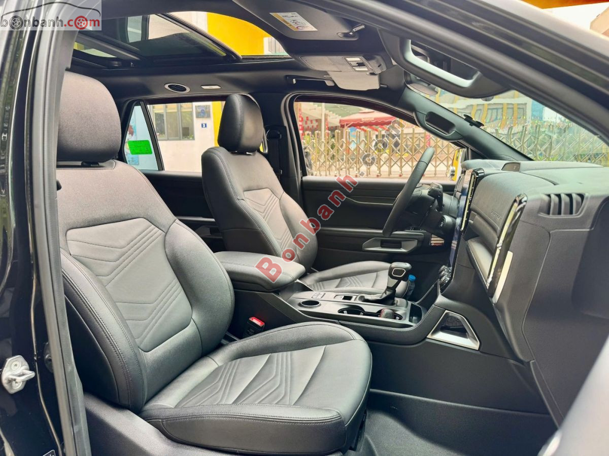 Bán ô tô Ford Everest Titanium 2.0L 4x2 AT - 2023 - xe cũ