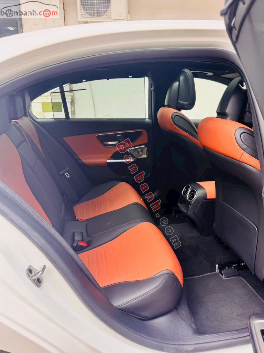 Bán ô tô Mercedes Benz C class C300 AMG - 2025 - xe cũ
