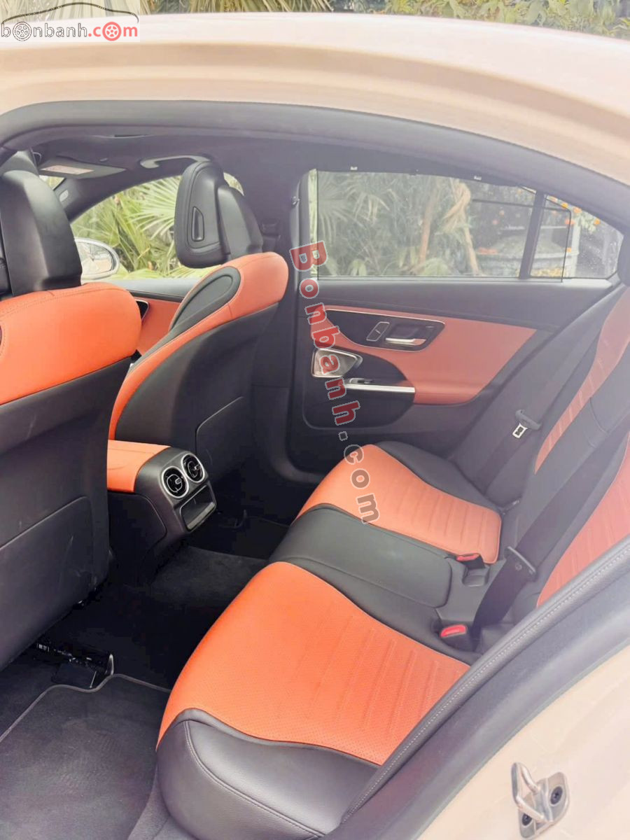 Bán ô tô Mercedes Benz C class C300 AMG - 2025 - xe cũ