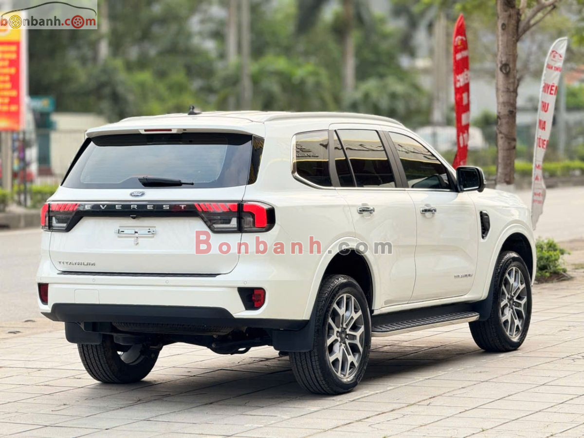 Bán ô tô Ford Everest Titanium 2.0L 4x2 AT - 2024 - xe cũ