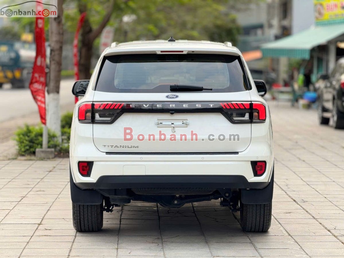 Bán ô tô Ford Everest Titanium 2.0L 4x2 AT - 2024 - xe cũ