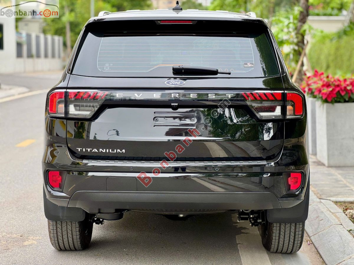 Bán ô tô Ford Everest Titanium 2.0L 4x2 AT - 2025 - xe cũ