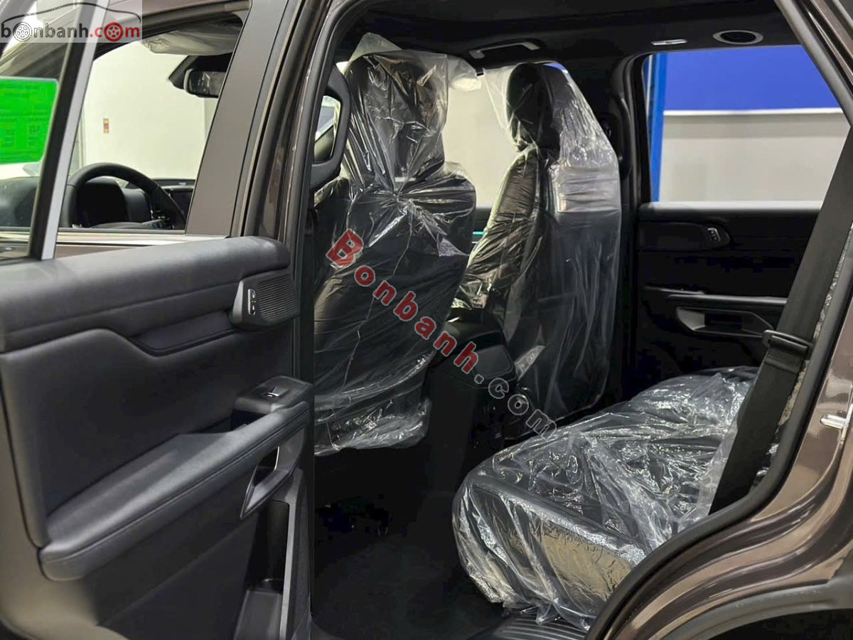 Bán ô tô Ford Everest Titanium Plus 2.0L 4x4 AT - 2025 - xe mới
