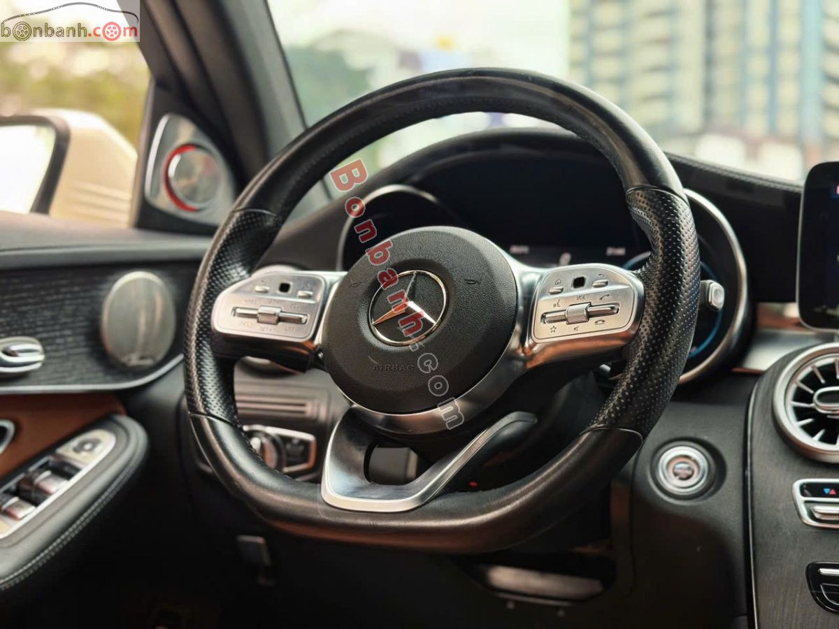 Bán ô tô Mercedes Benz GLC 300 4Matic Coupe - 2021 - xe cũ