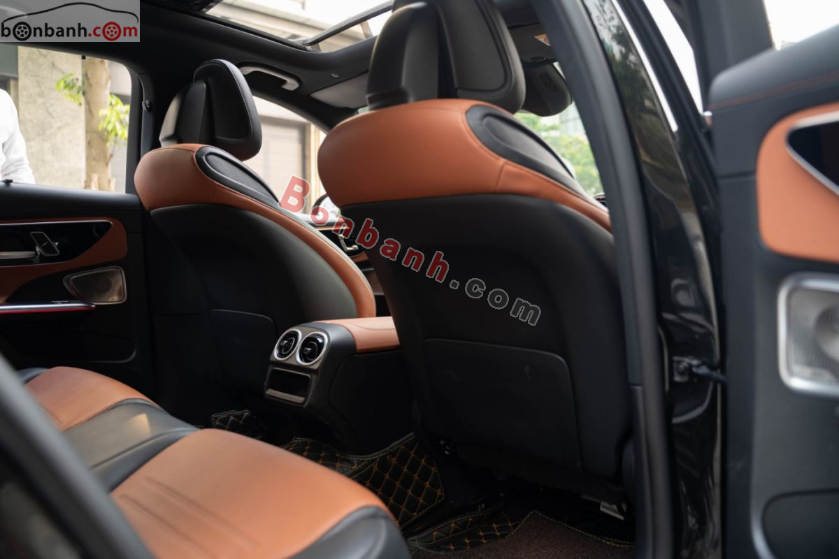 Bán ô tô Mercedes Benz C class C300 AMG - 2022 - xe cũ