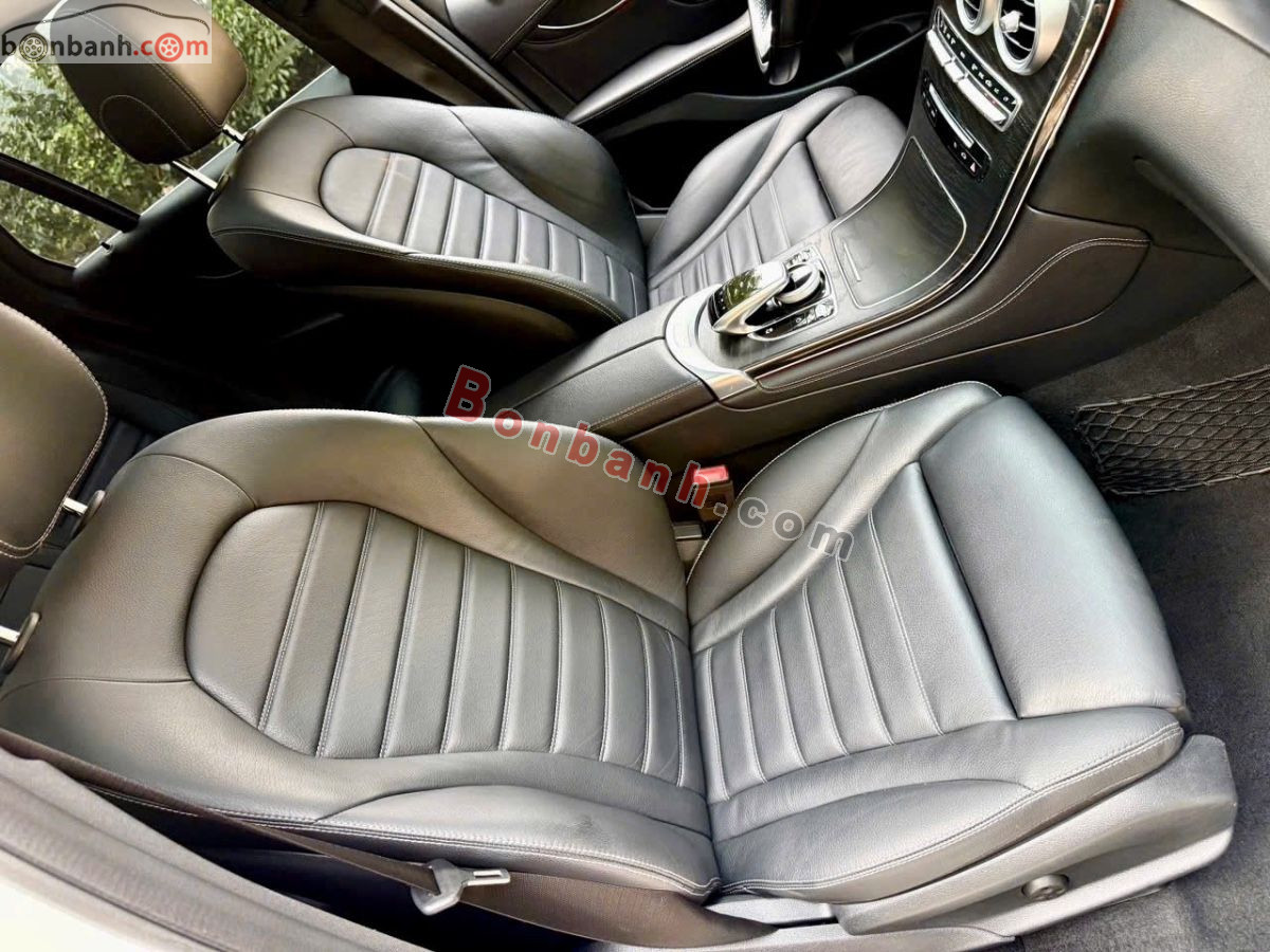 Bán ô tô Mercedes Benz GLC 300 4Matic - 2019 - xe cũ