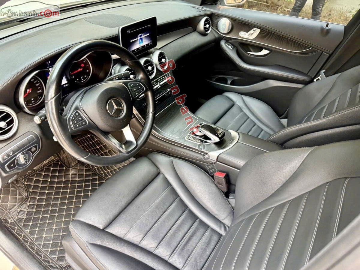 Bán ô tô Mercedes Benz GLC 300 4Matic - 2019 - xe cũ