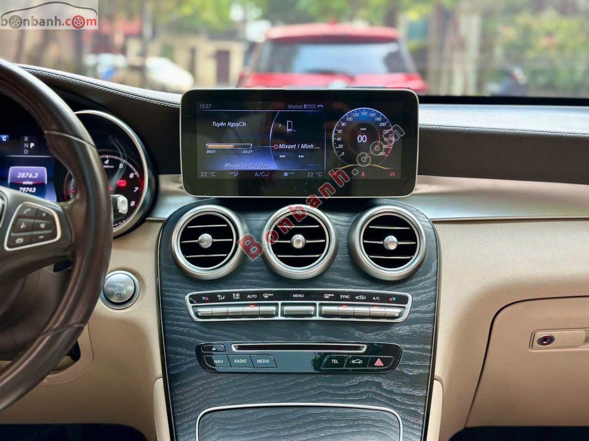 Bán ô tô Mercedes Benz GLC 300 4Matic - 2017 - xe cũ