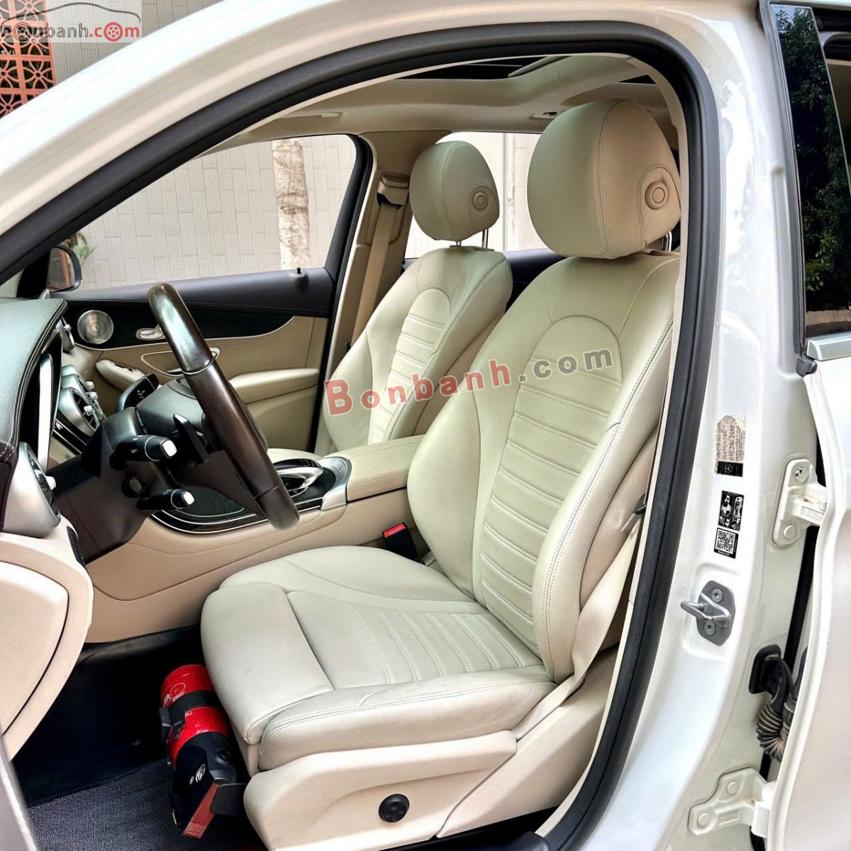 Bán ô tô Mercedes Benz GLC 300 4Matic - 2017 - xe cũ
