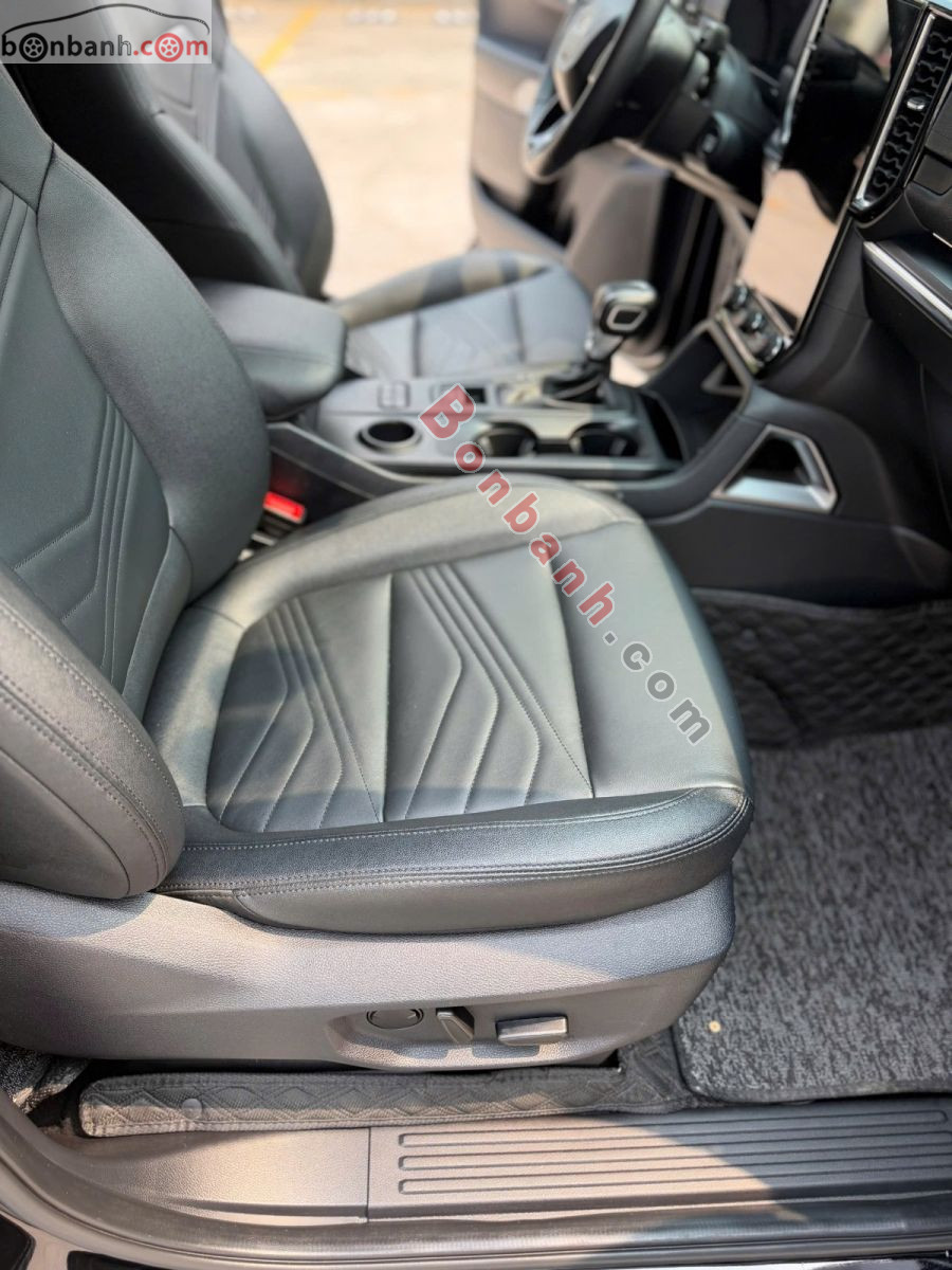 Bán ô tô Ford Everest Titanium 2.0L 4x2 AT - 2024 - xe cũ