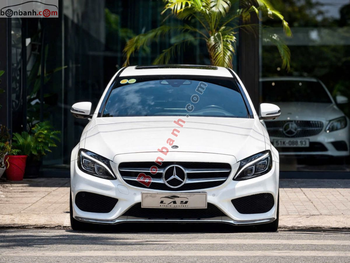 Bán ô tô Mercedes Benz C class C300 AMG - 2018 - xe cũ