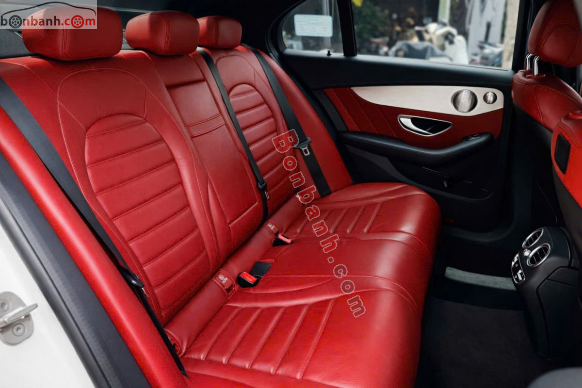Bán ô tô Mercedes Benz C class C300 AMG - 2018 - xe cũ