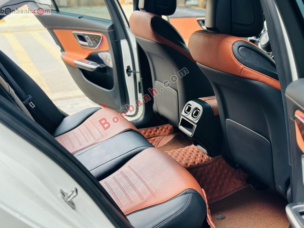 Bán ô tô Mercedes Benz C class C300 AMG - 2022 - xe cũ