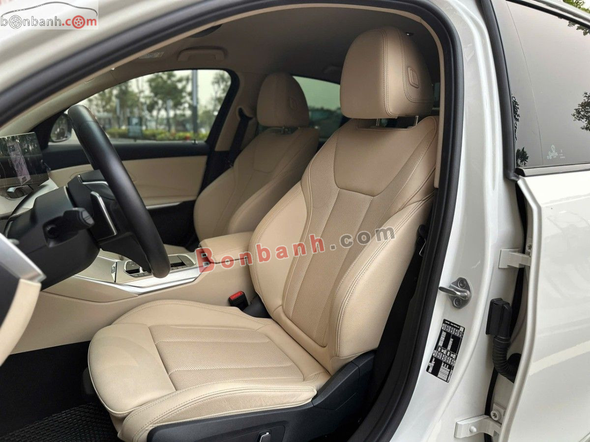 Bán ô tô BMW 3 Series 320i Sport Line - 2024 - xe cũ