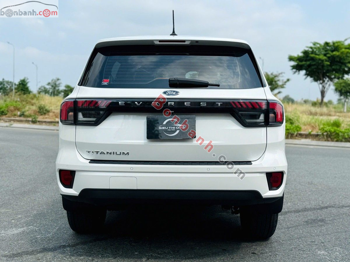 Bán ô tô Ford Everest Titanium 2.0L 4x2 AT - 2023 - xe cũ