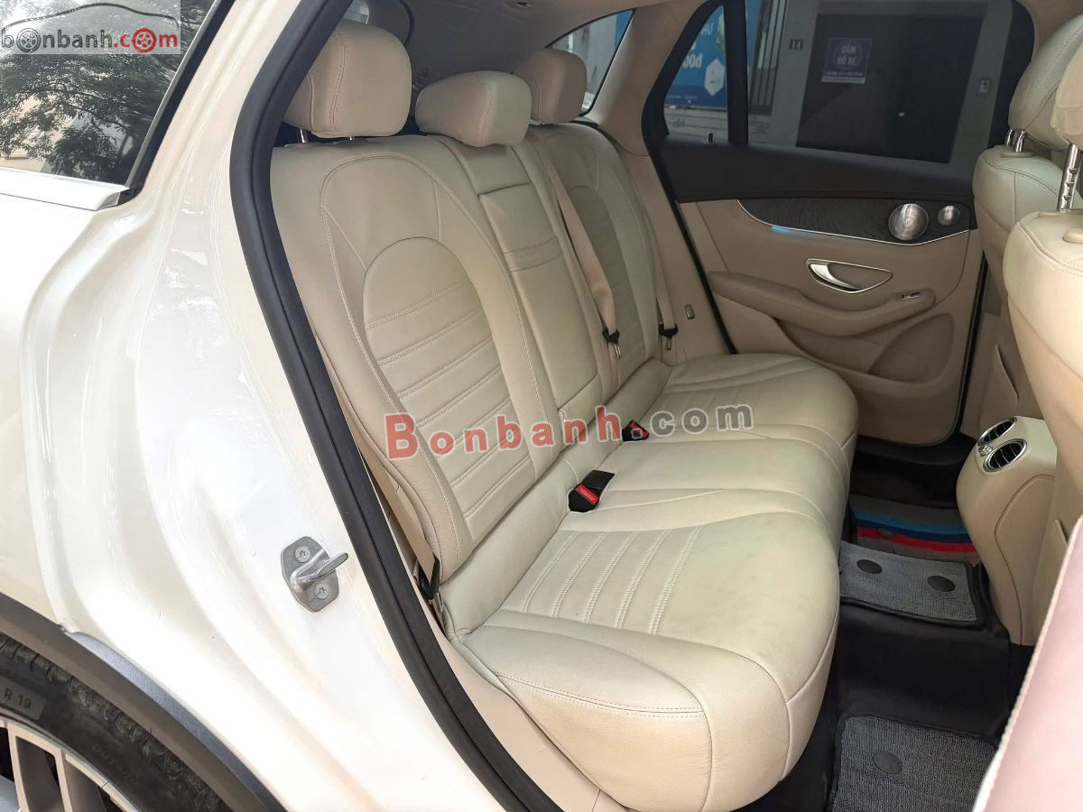 Bán ô tô Mercedes Benz GLC 300 4Matic - 2017 - xe cũ