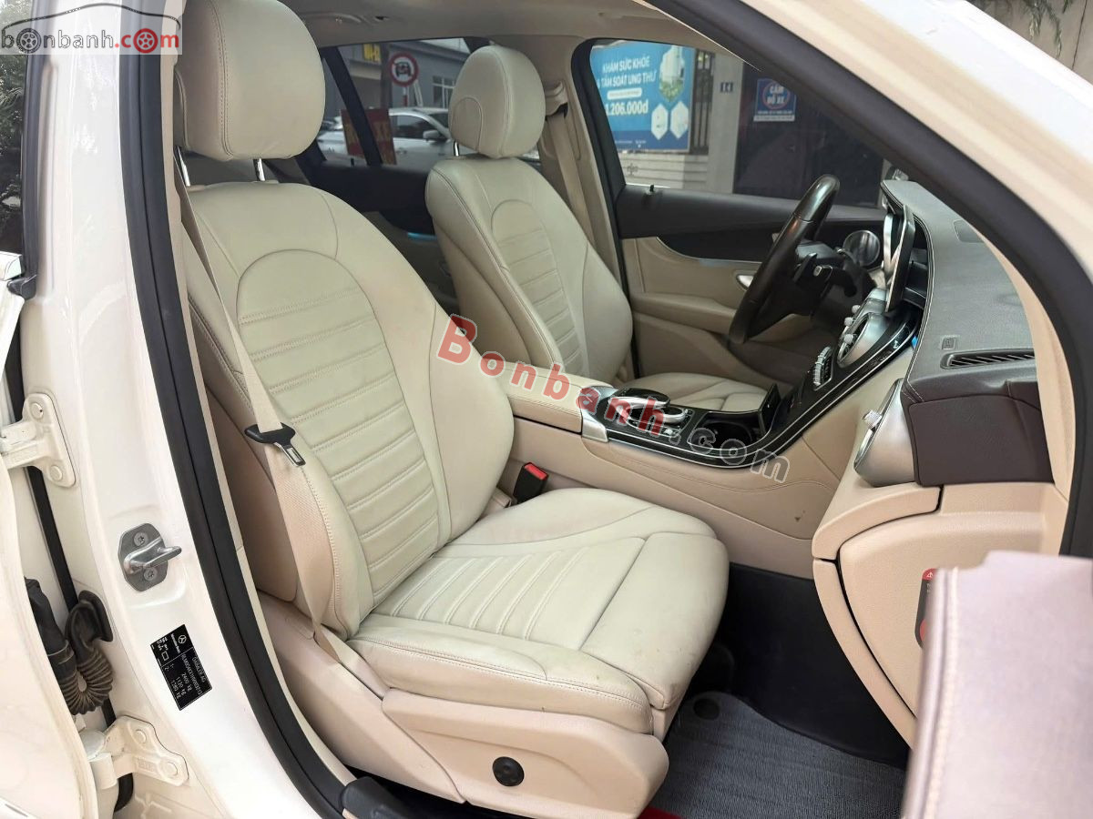 Bán ô tô Mercedes Benz GLC 300 4Matic - 2017 - xe cũ