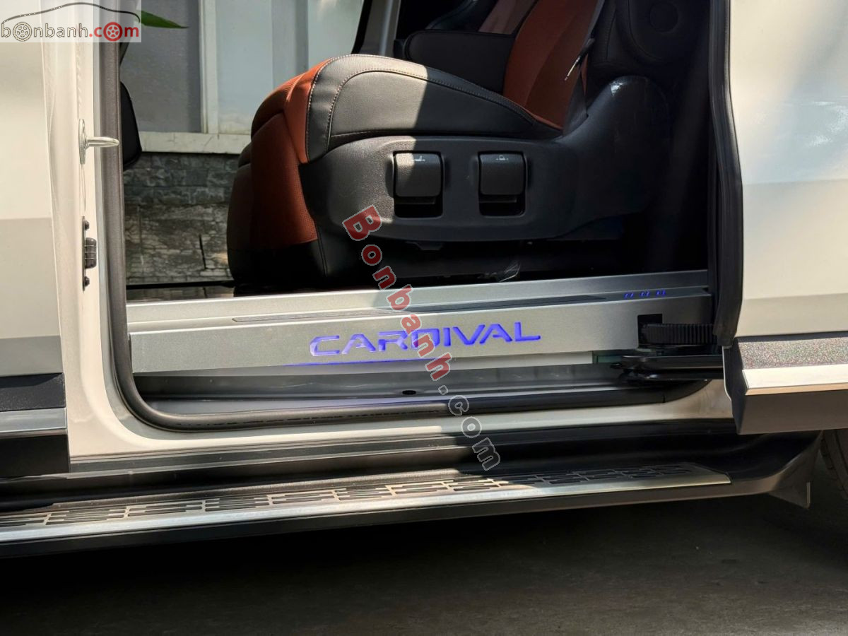Bán ô tô Kia Carnival Signature 2.2D - 2025 - xe cũ