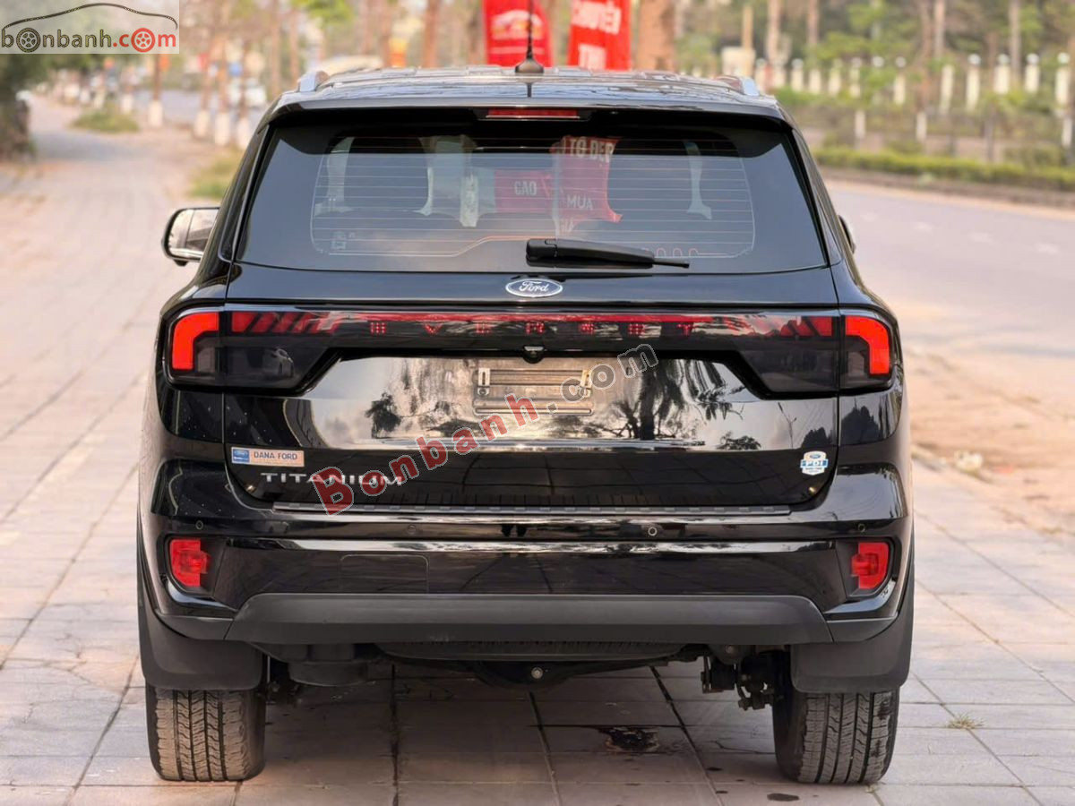 Bán ô tô Ford Everest Titanium 2.0L 4x2 AT - 2023 - xe cũ