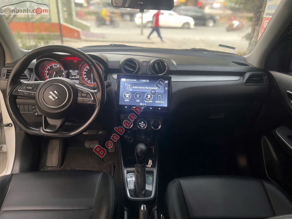 Bán ô tô Suzuki Swift GLX 1.2 AT - 2021 - xe cũ