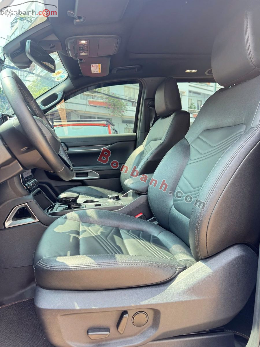 Bán ô tô Ford Everest Titanium Plus 2.0L 4x4 AT - 2024 - xe cũ