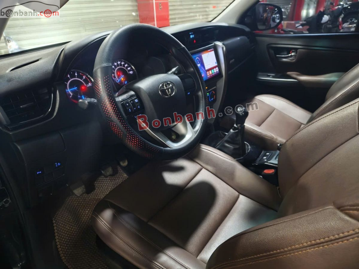 Bán ô tô Toyota Fortuner 2.4G 4x2 MT - 2019 - xe cũ