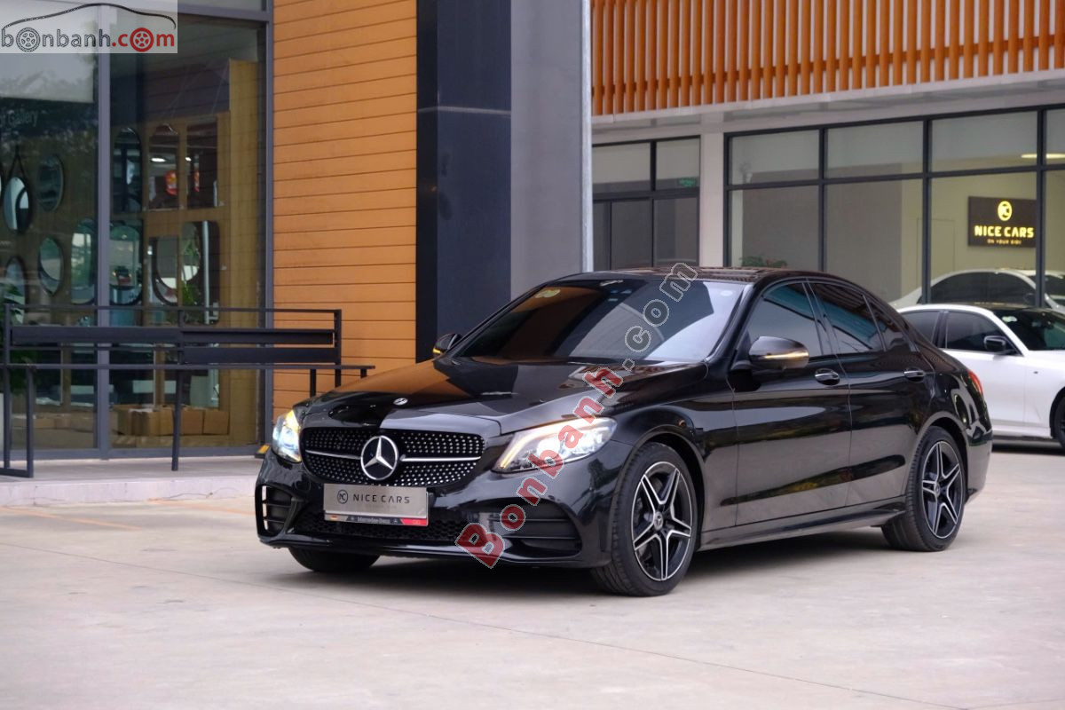 Bán ô tô Mercedes Benz C class C300 AMG - 2020 - xe cũ