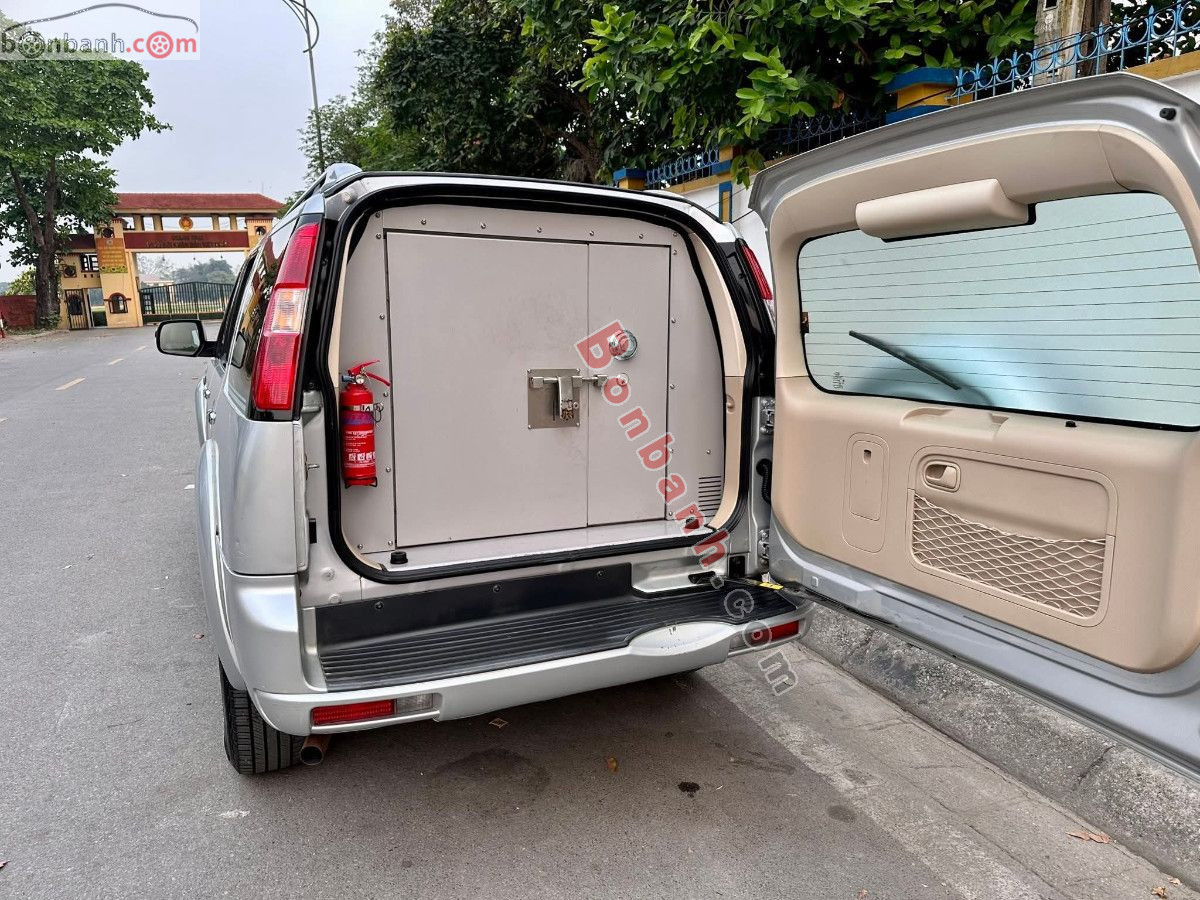 Bán ô tô Ford Everest 2.6L 4x4 MT - 2010 - xe cũ