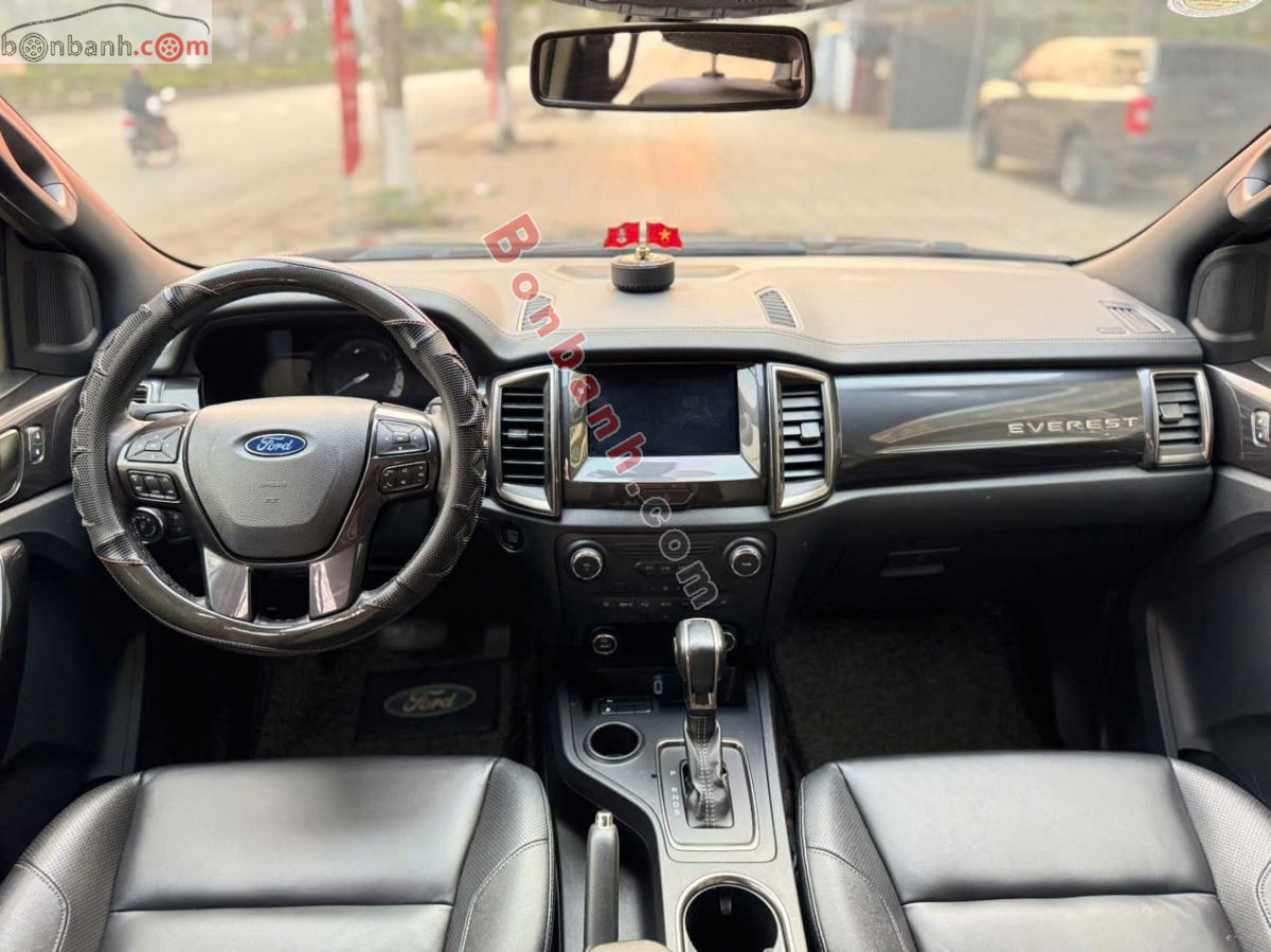 Bán ô tô Ford Everest Titanium 2.0L 4x2 AT - 2021 - xe cũ