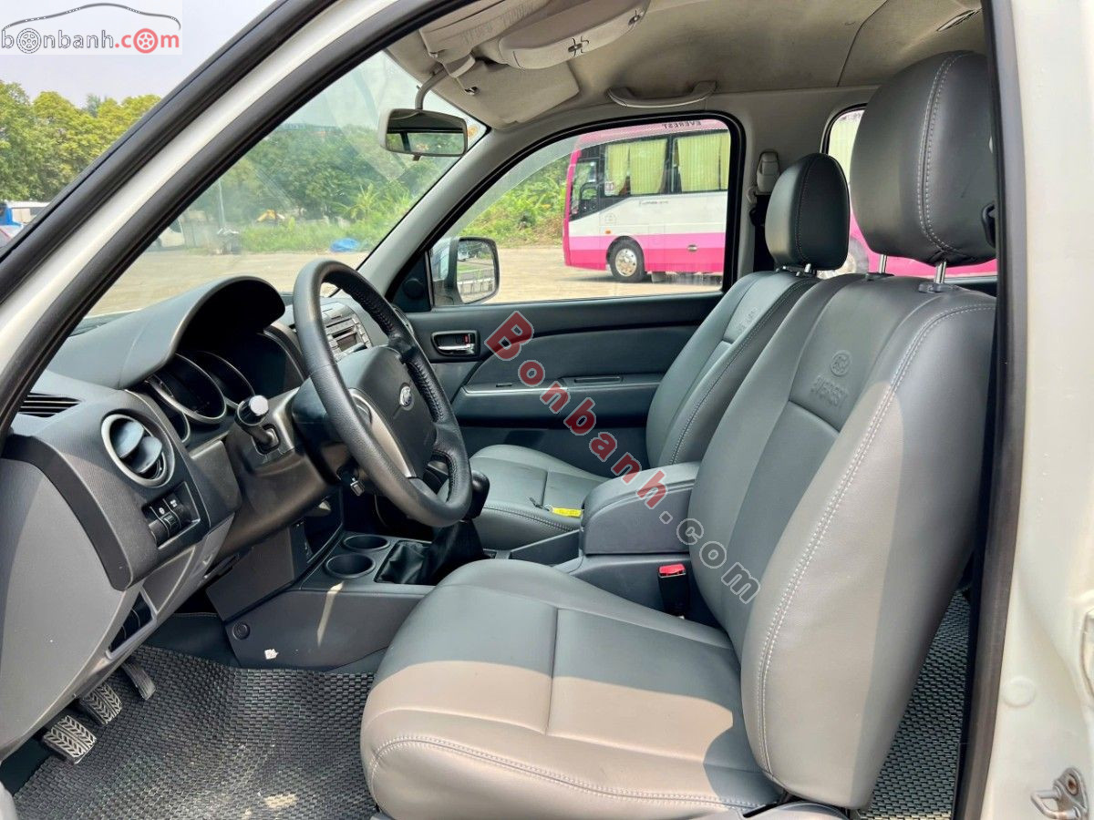 Bán ô tô Ford Everest 2.5L 4x2 MT - 2014 - xe cũ