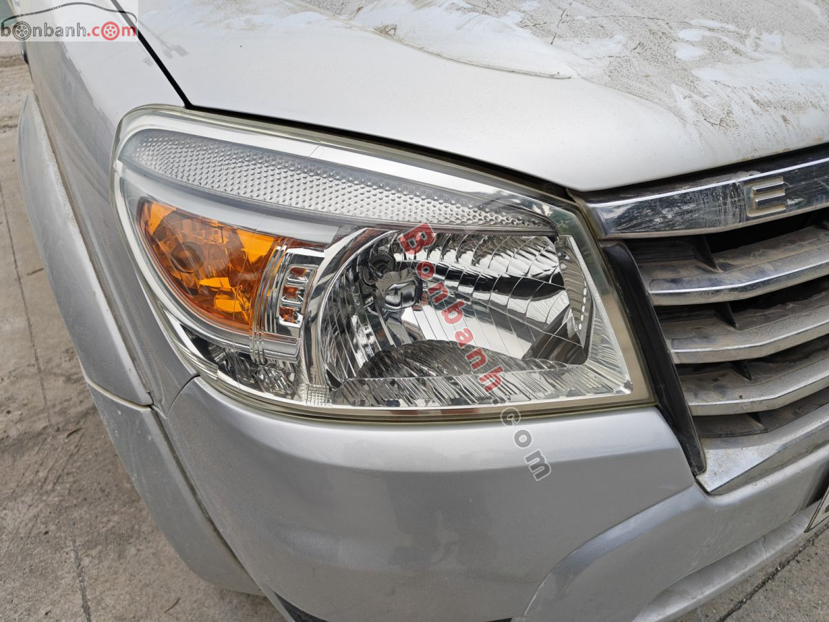 Bán ô tô Ford Everest 2.6L 4x4 MT - 2011 - xe cũ