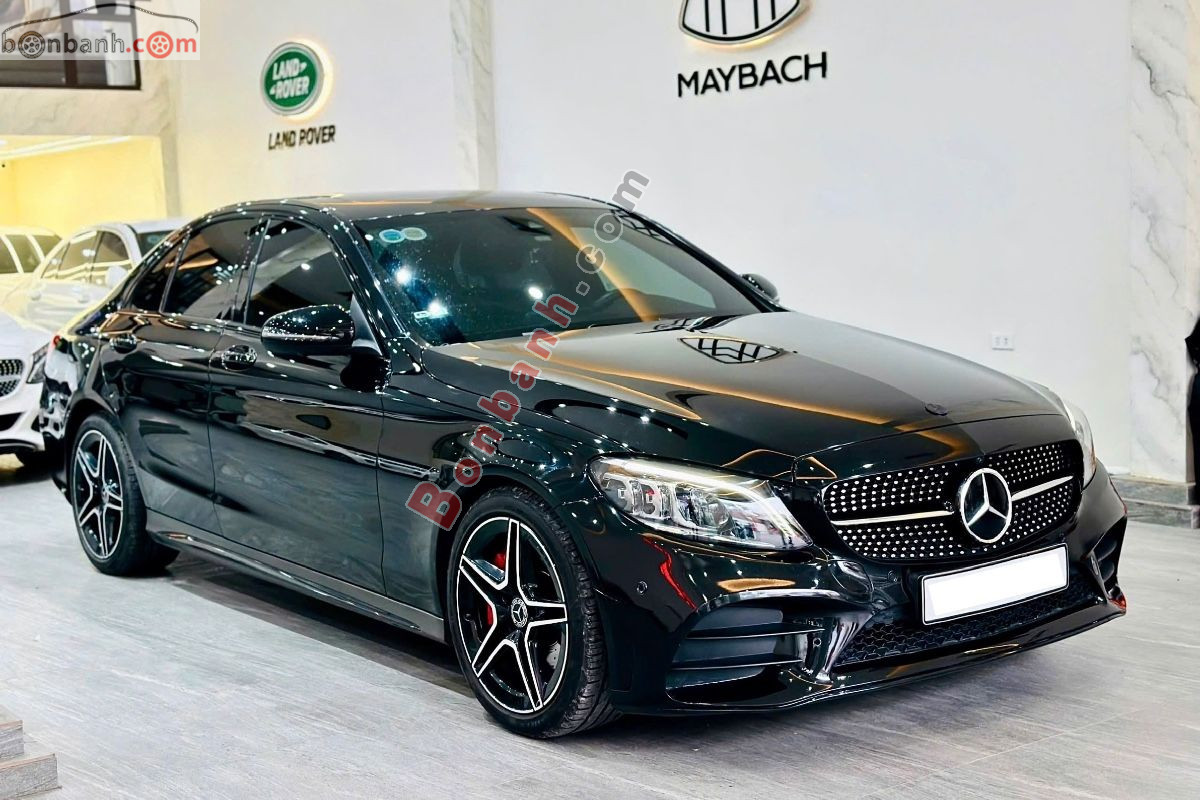Bán ô tô Mercedes Benz C class C300 AMG - 2019 - xe cũ