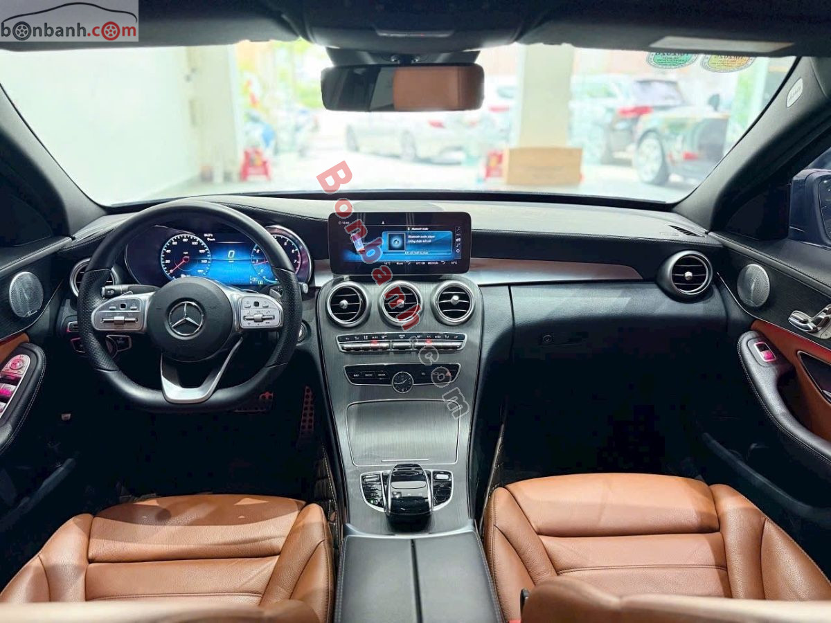 Bán ô tô Mercedes Benz C class C300 AMG - 2019 - xe cũ