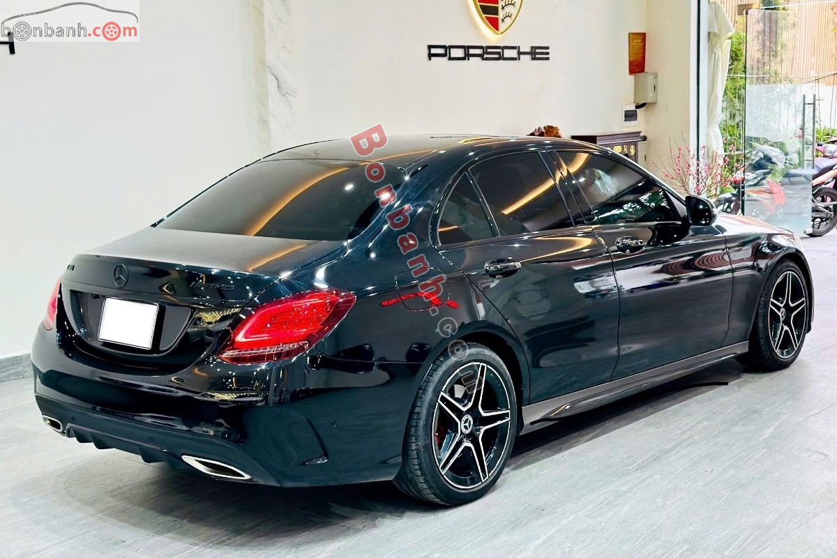 Bán ô tô Mercedes Benz C class C300 AMG - 2019 - xe cũ