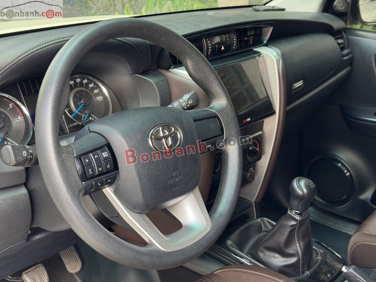 Bán ô tô Toyota Fortuner 2.4G 4x2 MT - 2019 - xe cũ