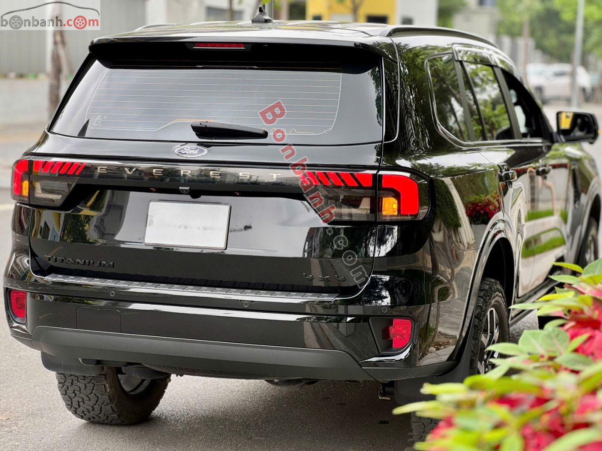 Bán ô tô Ford Everest Titanium 2.0L 4x2 AT - 2025 - xe cũ