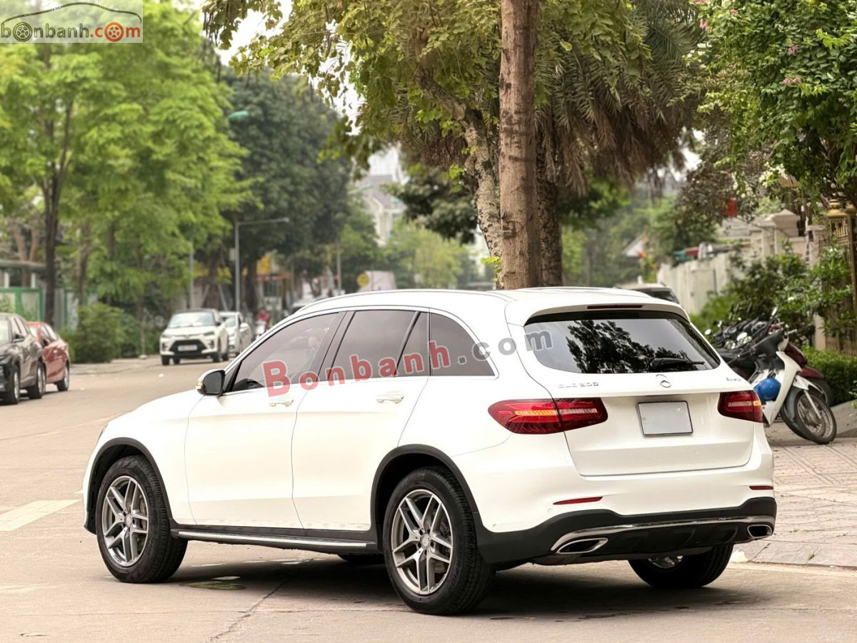 Bán ô tô Mercedes Benz GLC 300 4Matic - 2017 - xe cũ