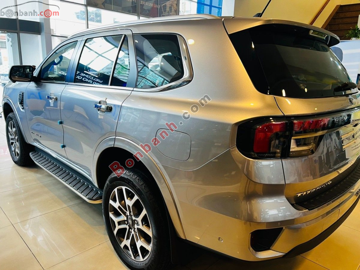 Bán ô tô Ford Everest Titanium Plus 2.0L 4x4 AT - 2026 - xe mới